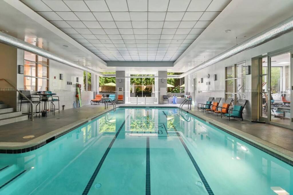Unique In A Great Pentagon Location * Arlington
