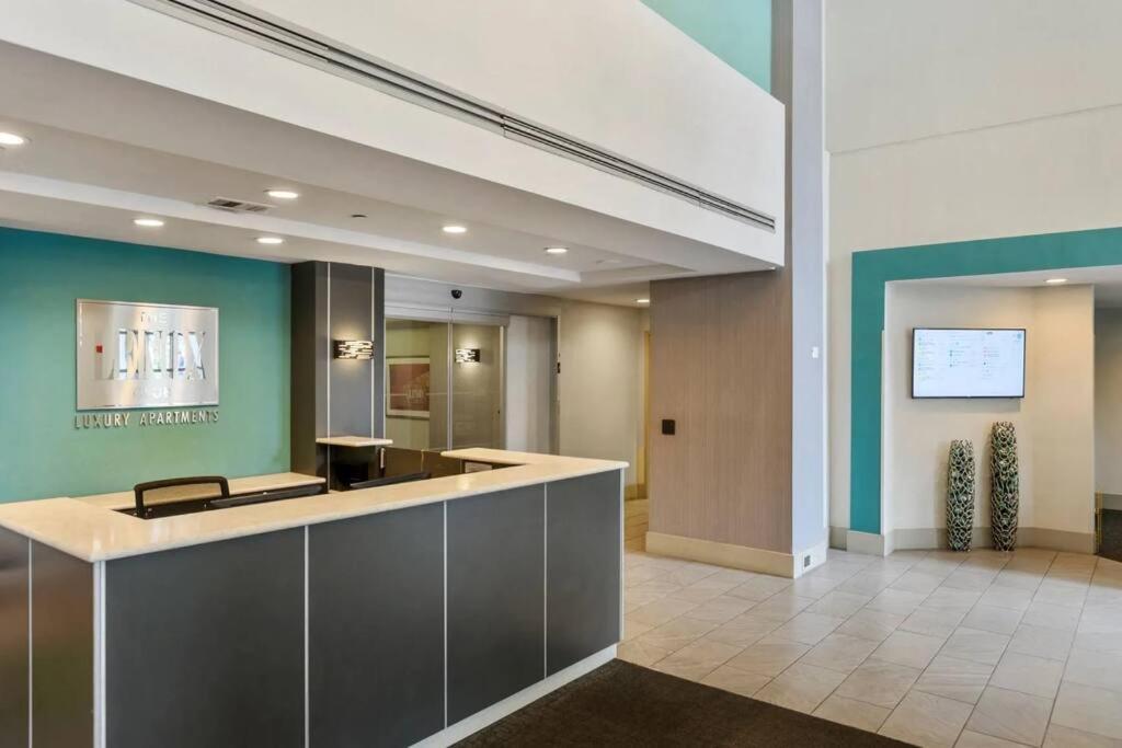 Unique In A Great Pentagon Location Apartment