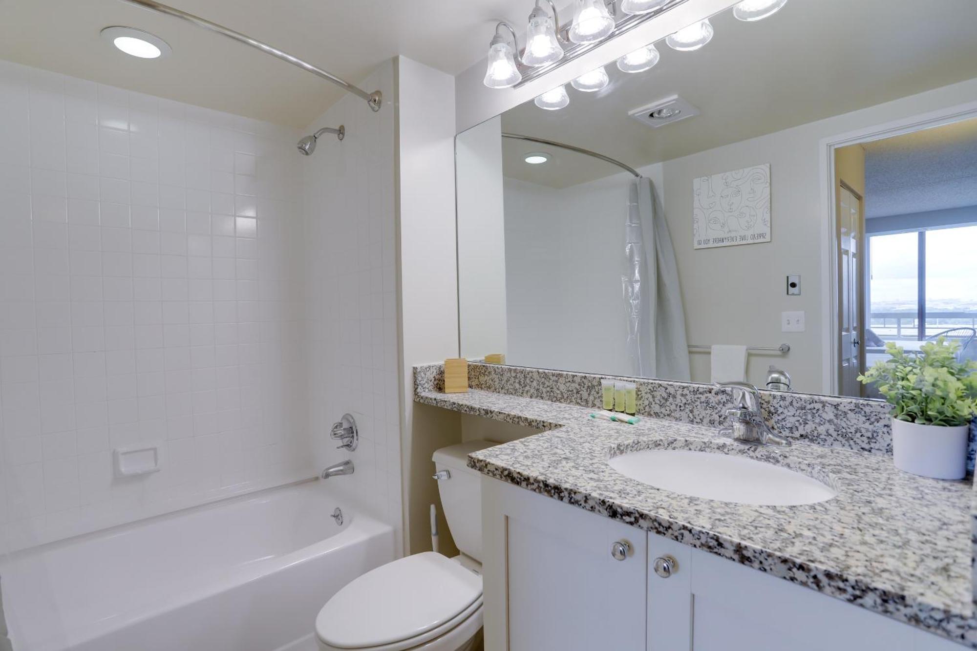 Apartment Unique In A Great Pentagon Location *